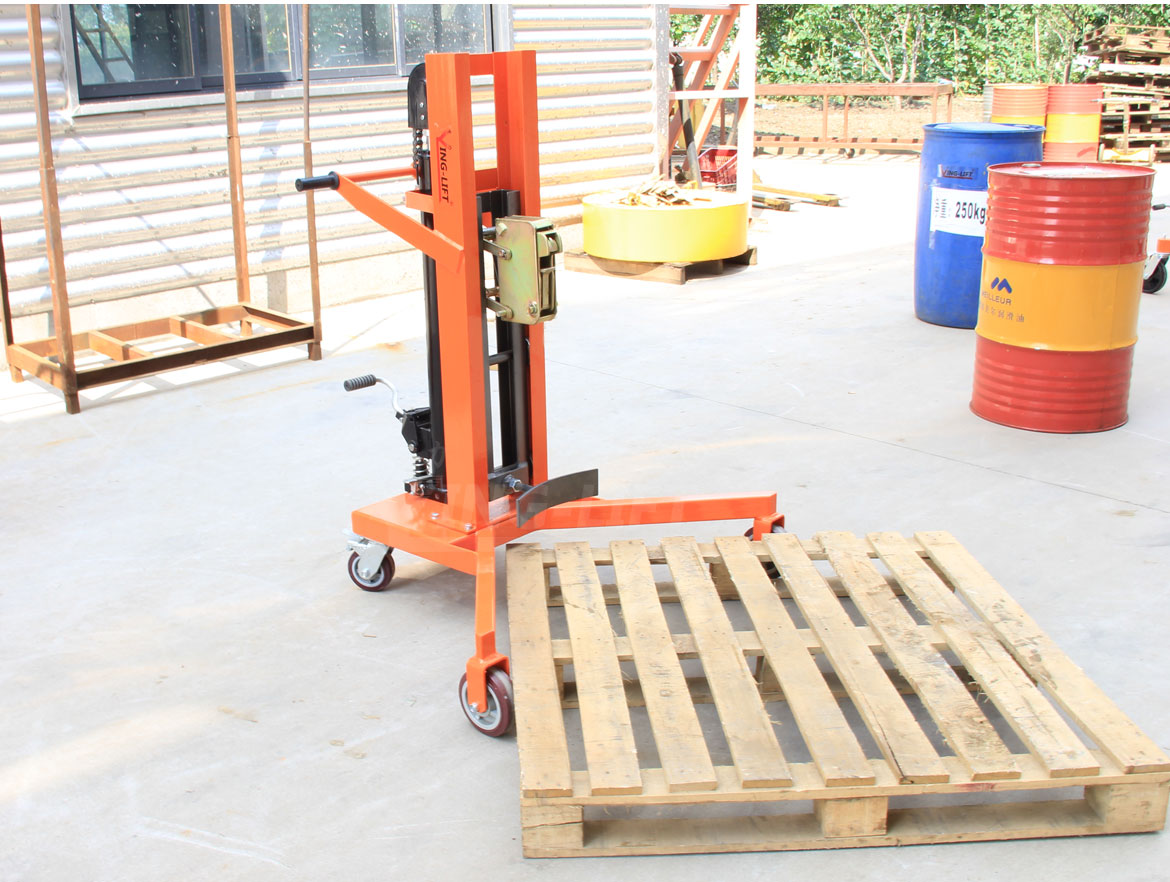 液壓油桶搬運(yùn)車(chē)