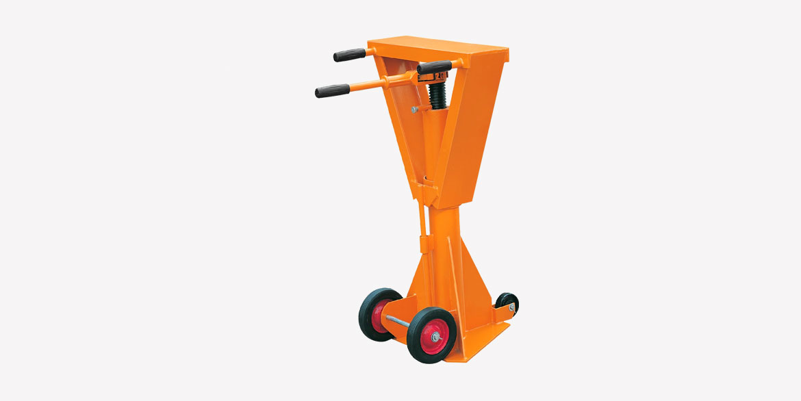 拖車穩(wěn)定器千斤頂.jpg 拖車穩(wěn)定器千斤頂.jpg